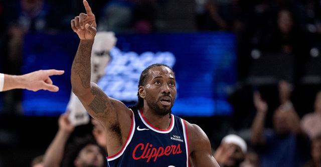 爱游戏平台-6胜21负到33胜32负！快船胜率重回50%成NBA历史首队